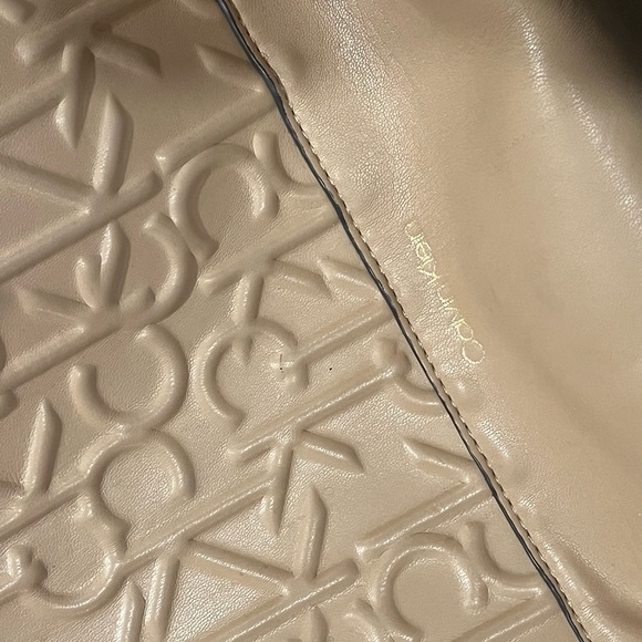 Tan Calvin Klein purse/bag - Picture 2 of 4